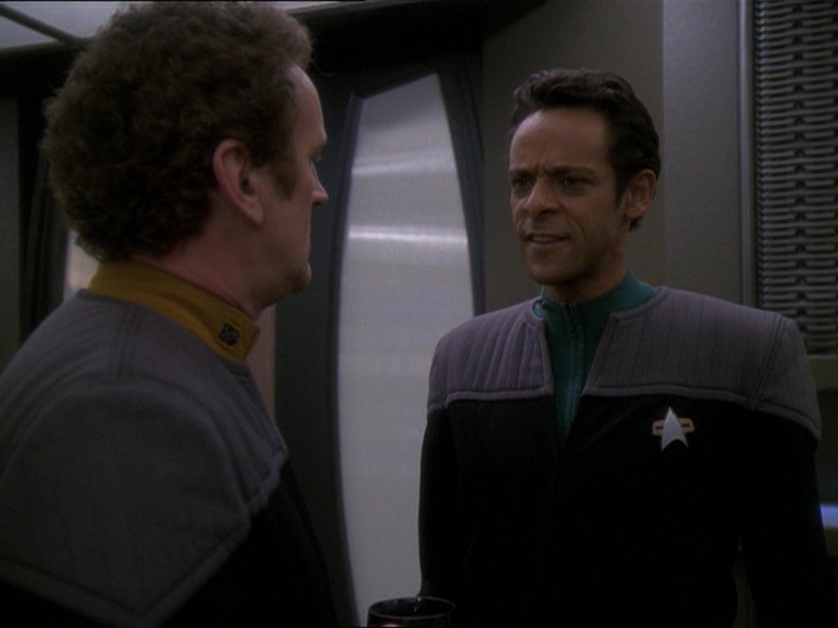 extant_StarTrek_DS9_7x21-WhenItRains_3671.jpg
