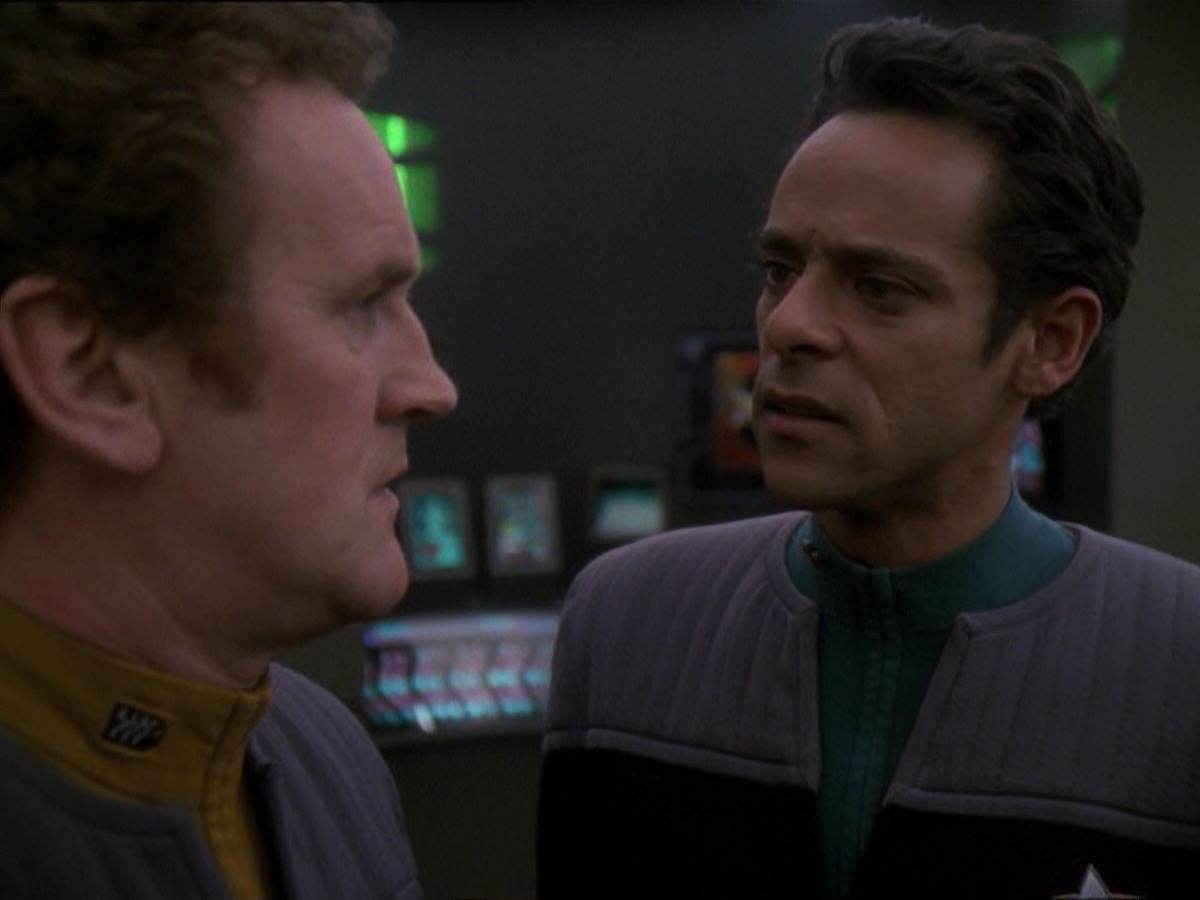 extant_StarTrek_DS9_7x21-WhenItRains_3708.jpg