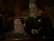 extant_StarTrek_DS9_7x21-WhenItRains_2851.jpg