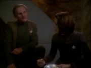 extant_StarTrek_DS9_7x21-WhenItRains_2914.jpg