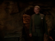 extant_StarTrek_DS9_7x21-WhenItRains_2992.jpg