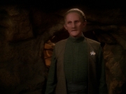 extant_StarTrek_DS9_7x21-WhenItRains_2997.jpg