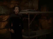 extant_StarTrek_DS9_7x21-WhenItRains_3002.jpg