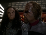 extant_StarTrek_DS9_7x21-WhenItRains_3480.jpg