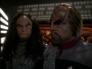 extant_StarTrek_DS9_7x21-WhenItRains_3483.jpg