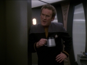 extant_StarTrek_DS9_7x21-WhenItRains_3629.jpg