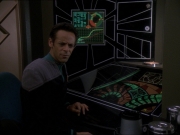 extant_StarTrek_DS9_7x21-WhenItRains_3648.jpg