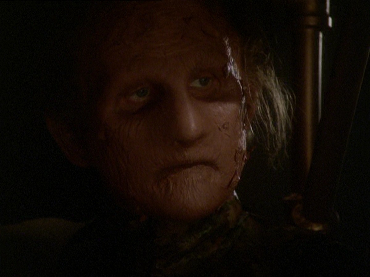 extant_StarTrek_DS9_7x22-TackingIntoTheWind_0322.jpg