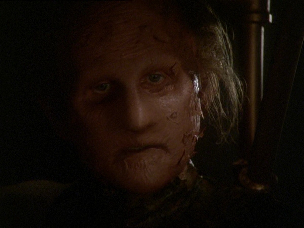 extant_StarTrek_DS9_7x22-TackingIntoTheWind_0324.jpg