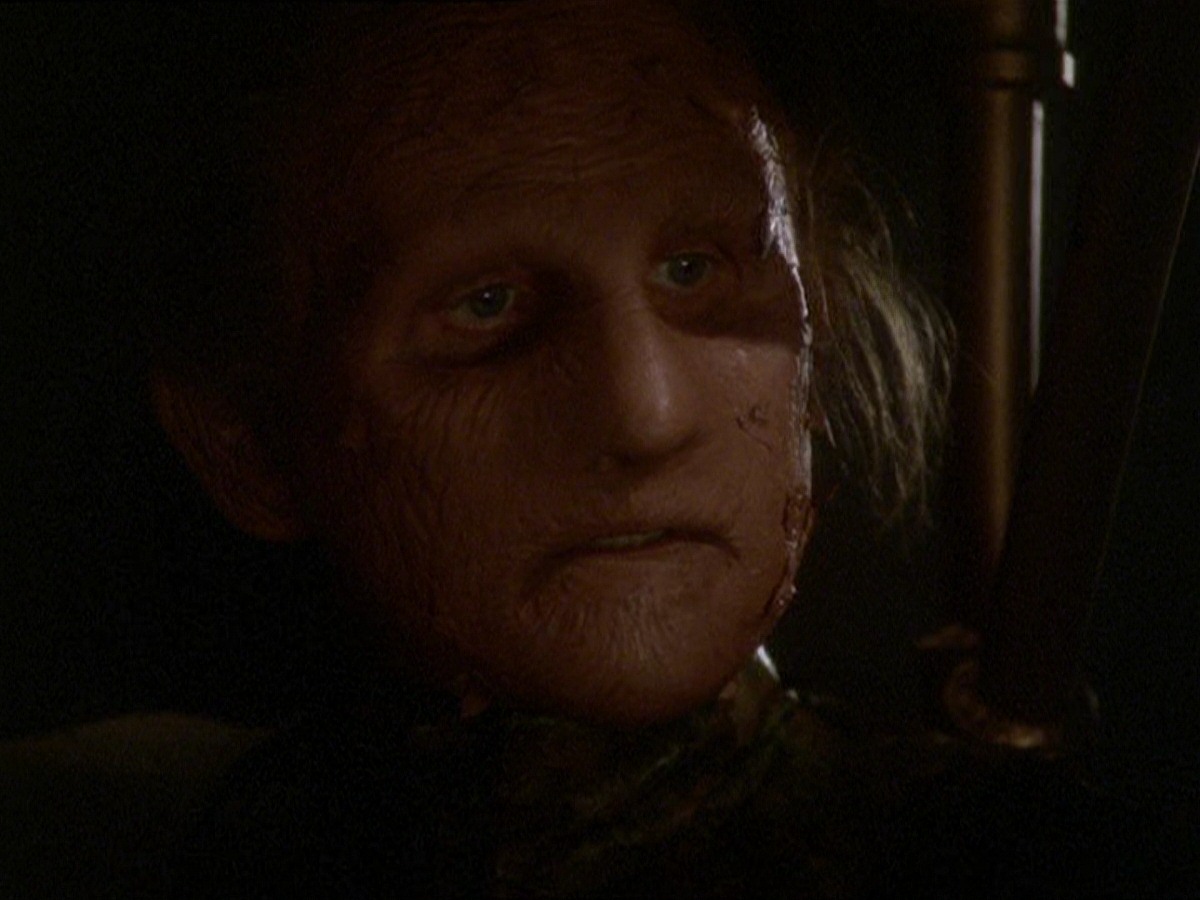 extant_StarTrek_DS9_7x22-TackingIntoTheWind_0329.jpg