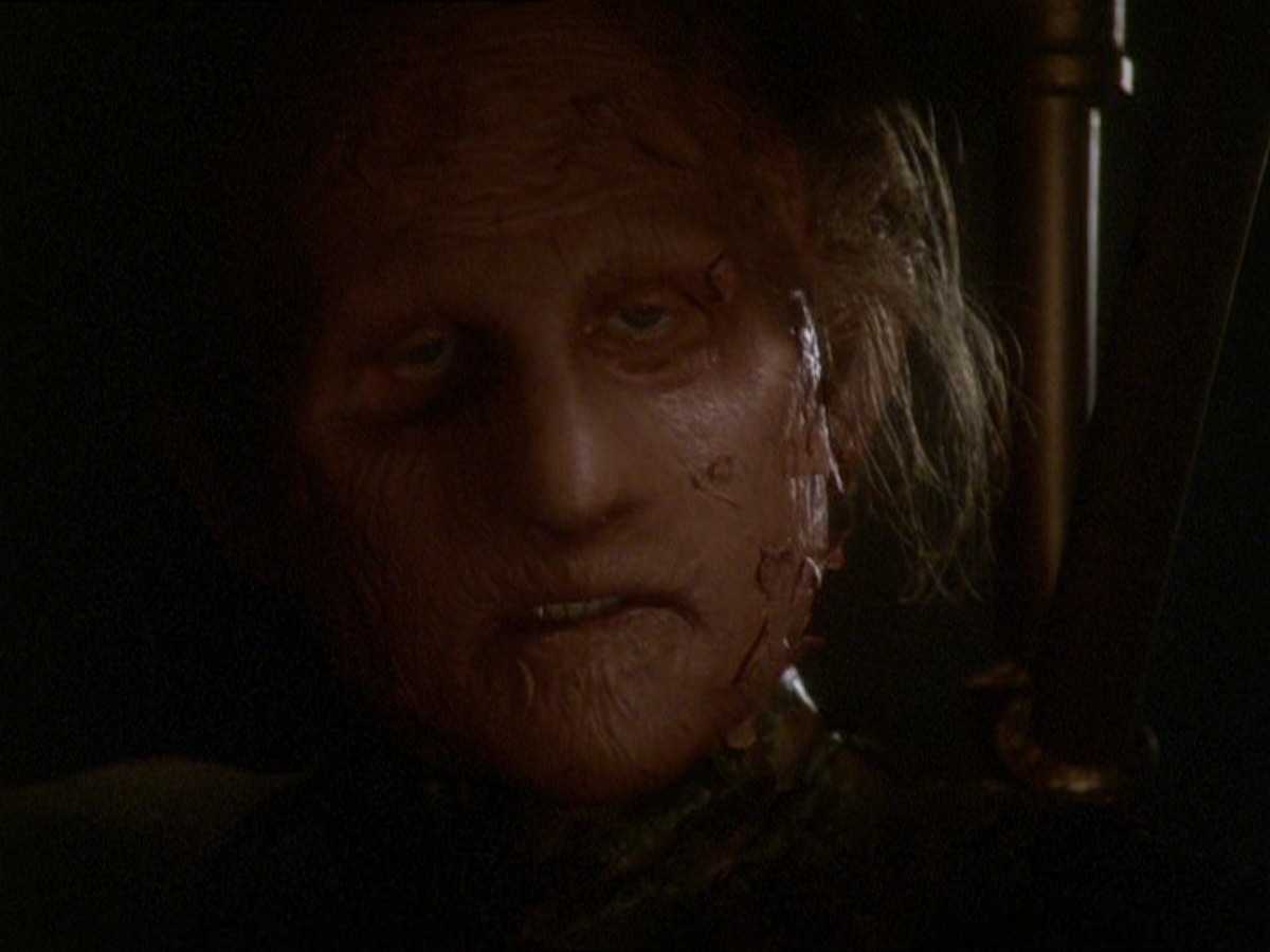 extant_StarTrek_DS9_7x22-TackingIntoTheWind_0331.jpg