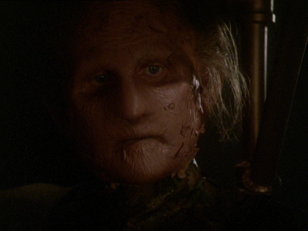 extant_StarTrek_DS9_7x22-TackingIntoTheWind_0332.jpg