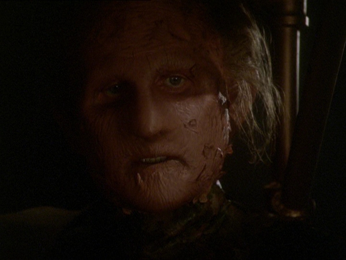 extant_StarTrek_DS9_7x22-TackingIntoTheWind_0334.jpg