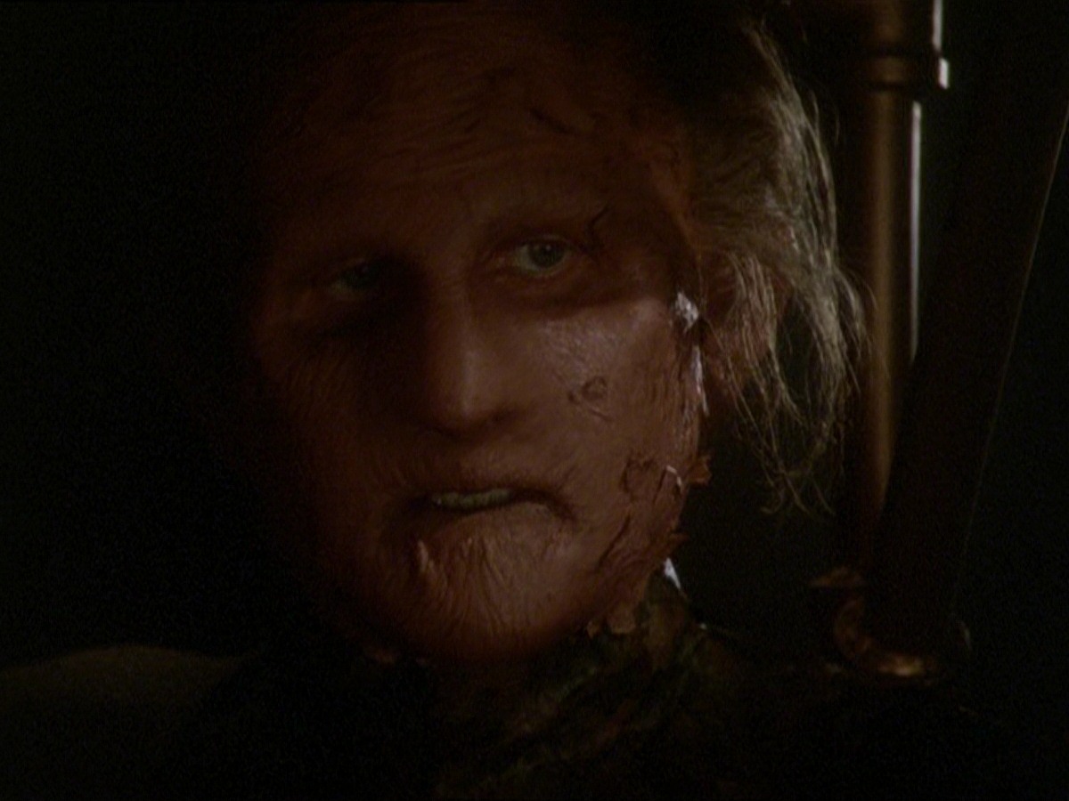 extant_StarTrek_DS9_7x22-TackingIntoTheWind_0337.jpg