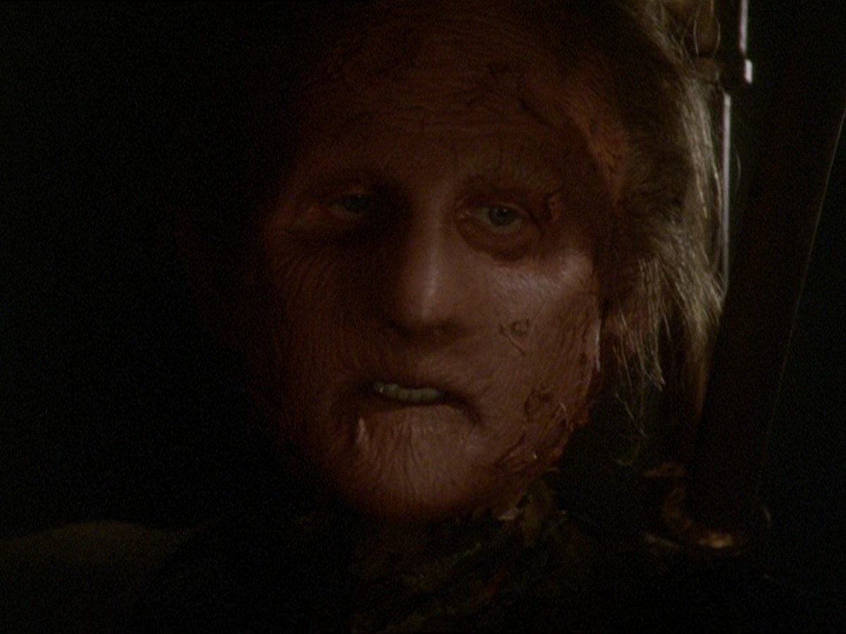 extant_StarTrek_DS9_7x22-TackingIntoTheWind_0340.jpg