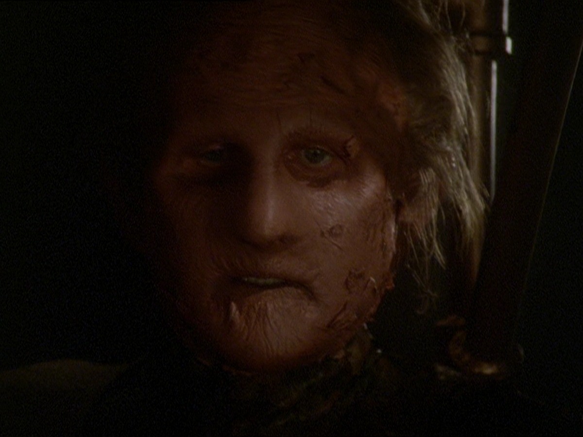 extant_StarTrek_DS9_7x22-TackingIntoTheWind_0351.jpg
