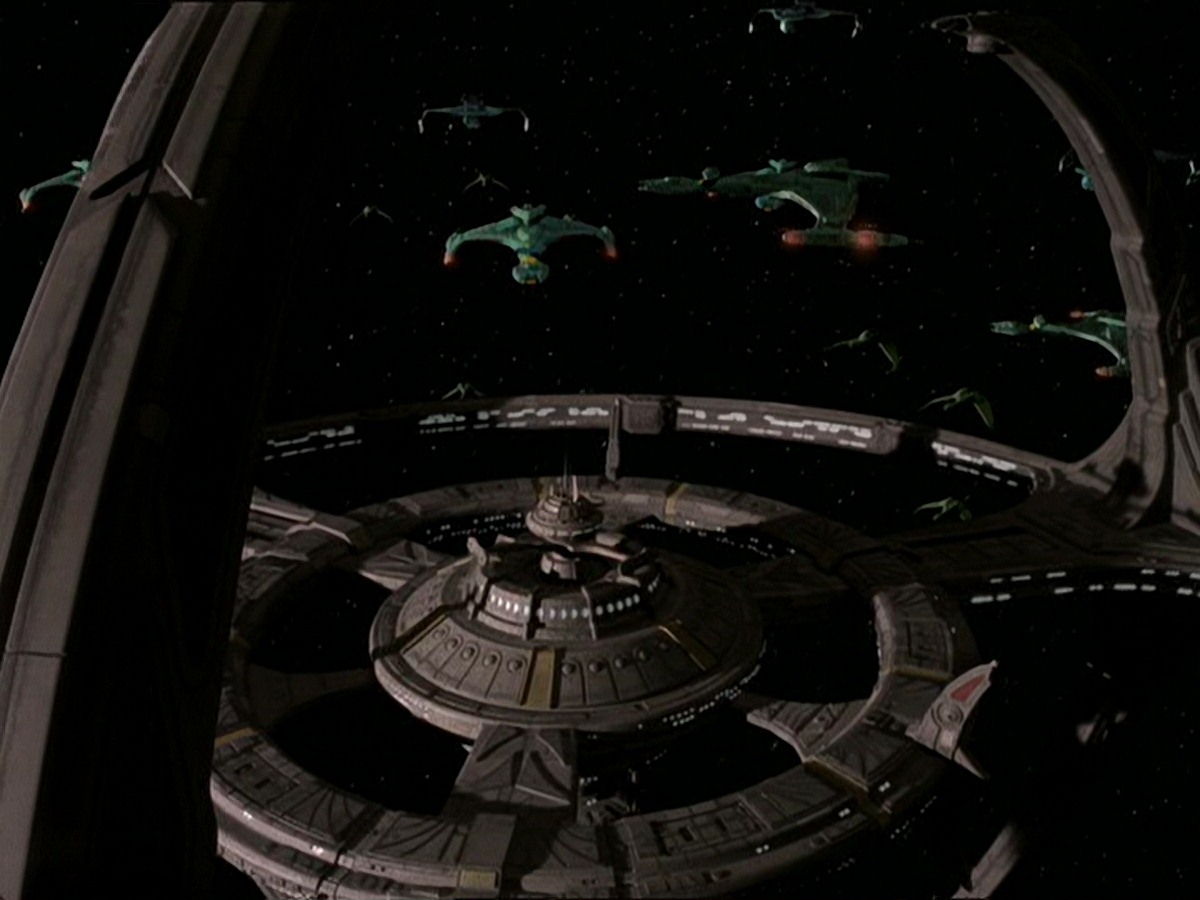extant_StarTrek_DS9_7x22-TackingIntoTheWind_0584.jpg