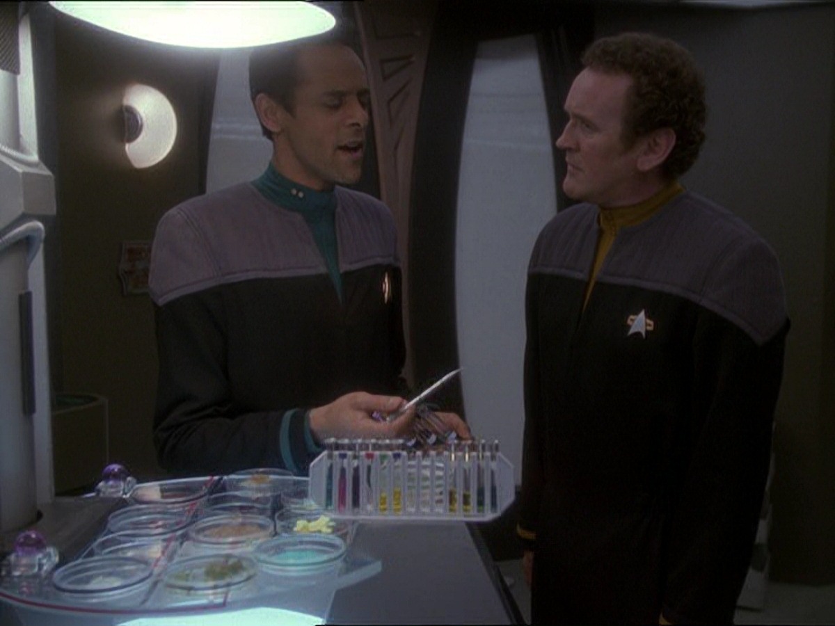 extant_StarTrek_DS9_7x22-TackingIntoTheWind_0674.jpg