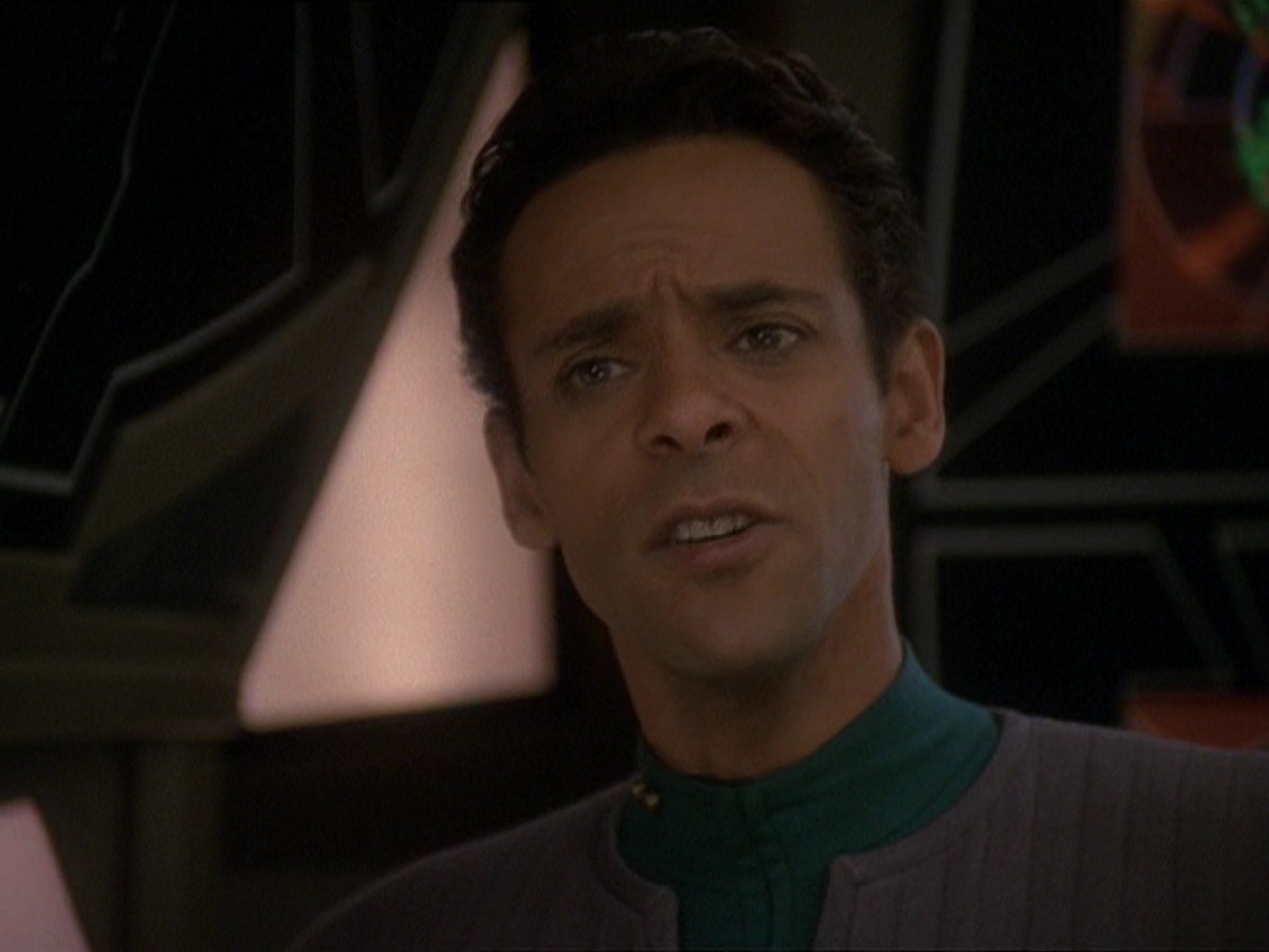 extant_StarTrek_DS9_7x22-TackingIntoTheWind_0714.jpg