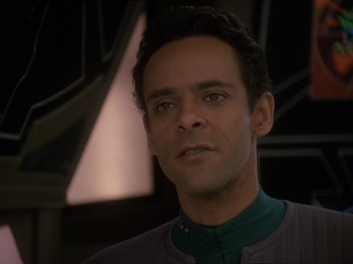 extant_StarTrek_DS9_7x22-TackingIntoTheWind_0734.jpg