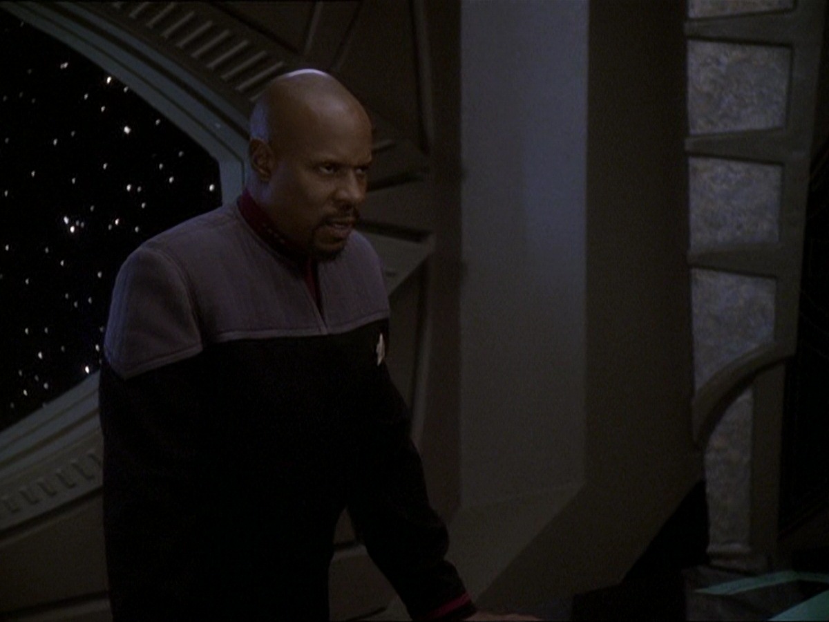 extant_StarTrek_DS9_7x22-TackingIntoTheWind_0792.jpg