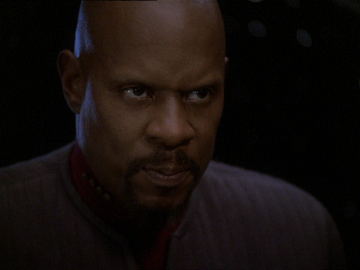extant_StarTrek_DS9_7x22-TackingIntoTheWind_0810.jpg