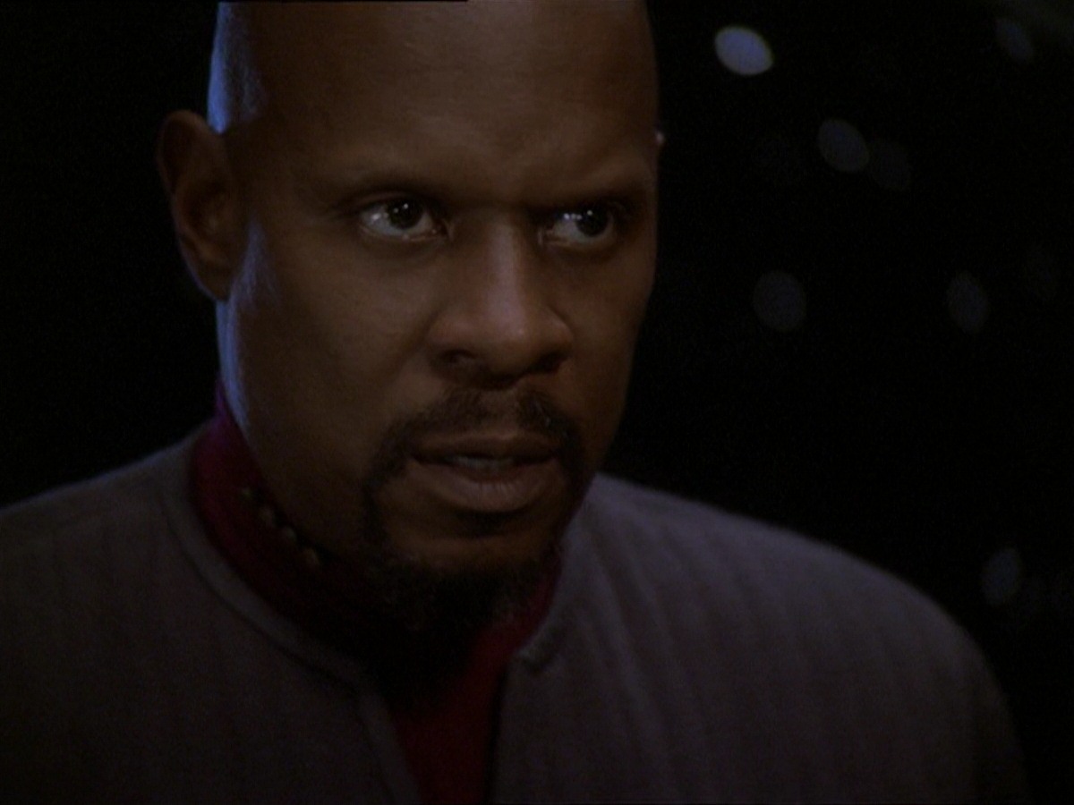 extant_StarTrek_DS9_7x22-TackingIntoTheWind_0840.jpg