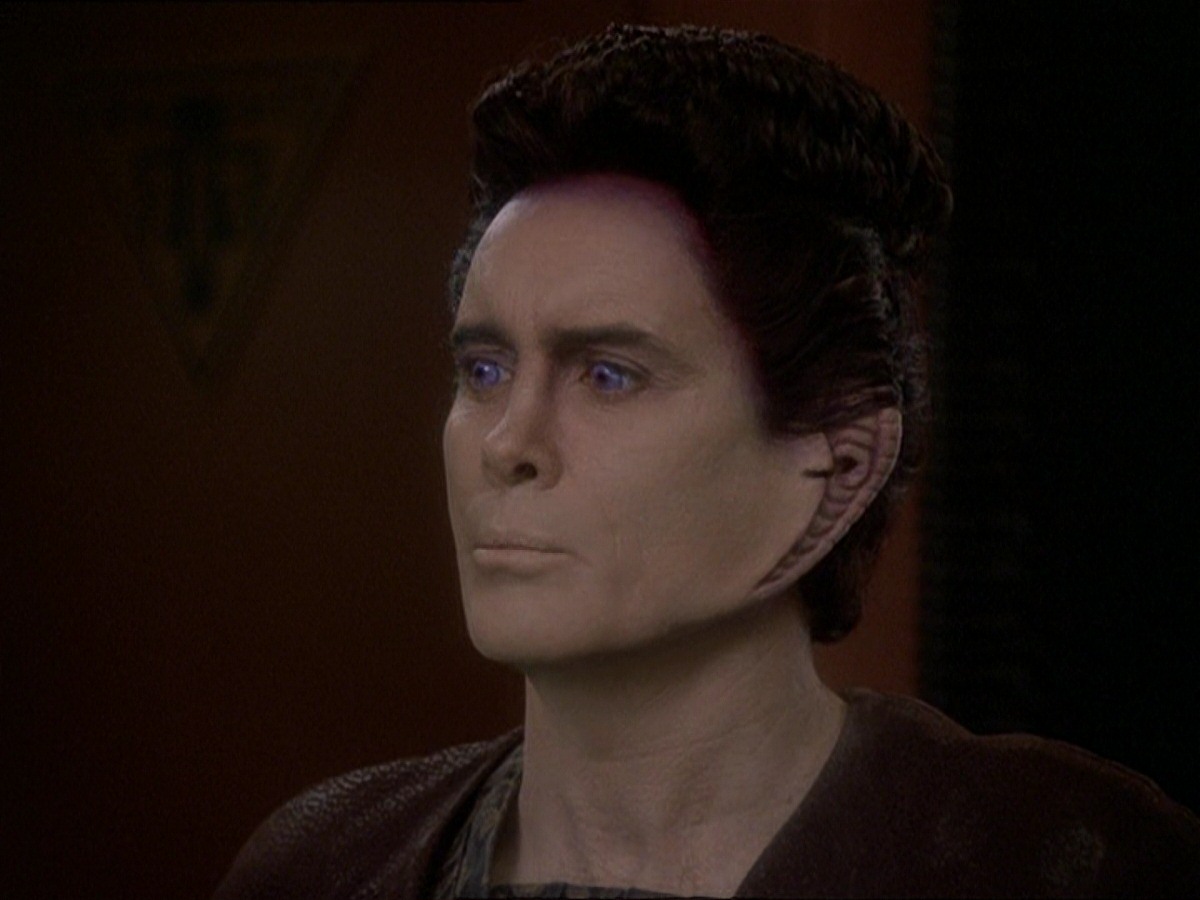 extant_StarTrek_DS9_7x22-TackingIntoTheWind_0942.jpg