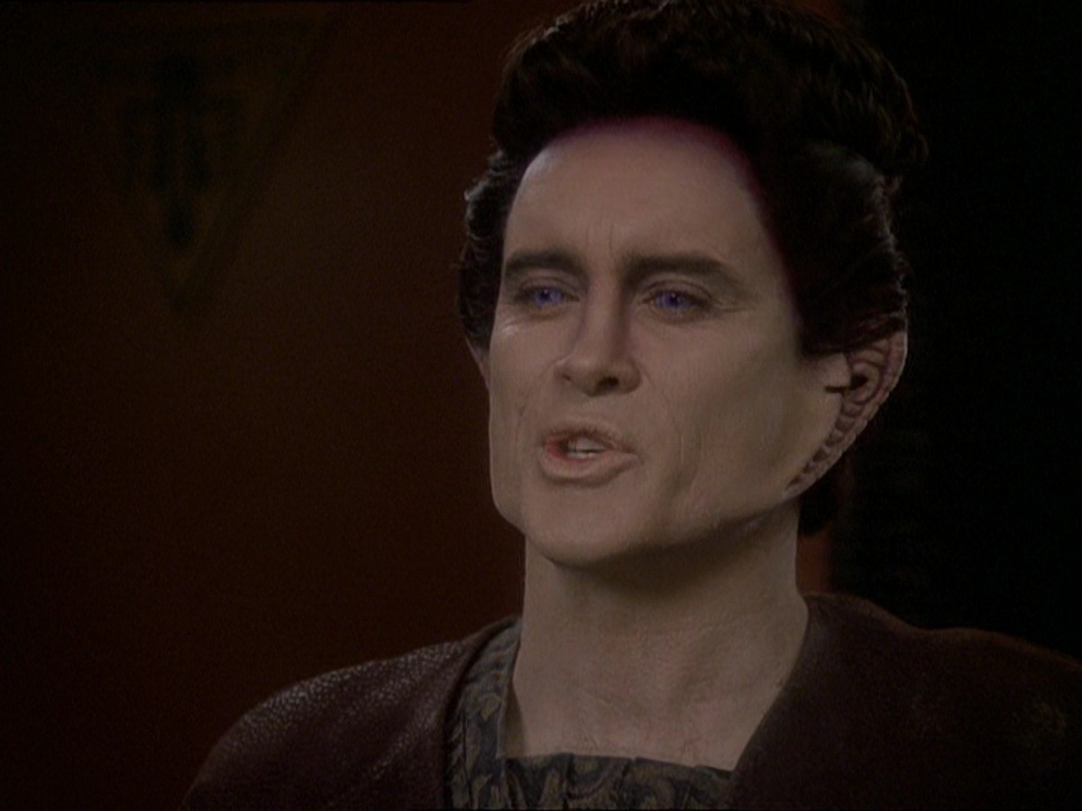 extant_StarTrek_DS9_7x22-TackingIntoTheWind_0982.jpg