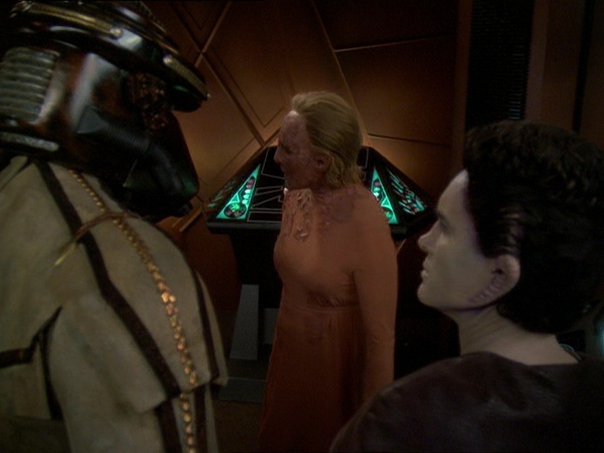 extant_StarTrek_DS9_7x22-TackingIntoTheWind_1009.jpg