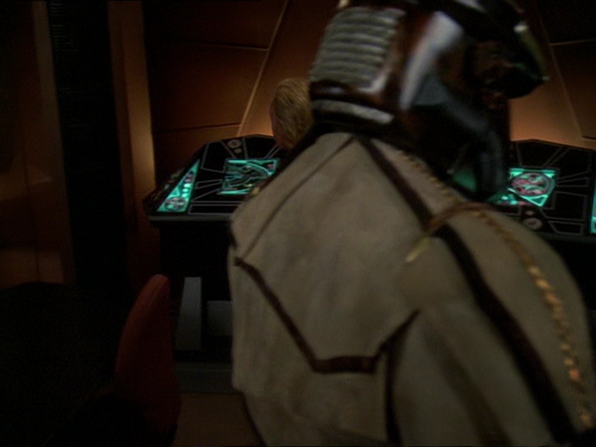 extant_StarTrek_DS9_7x22-TackingIntoTheWind_1012.jpg