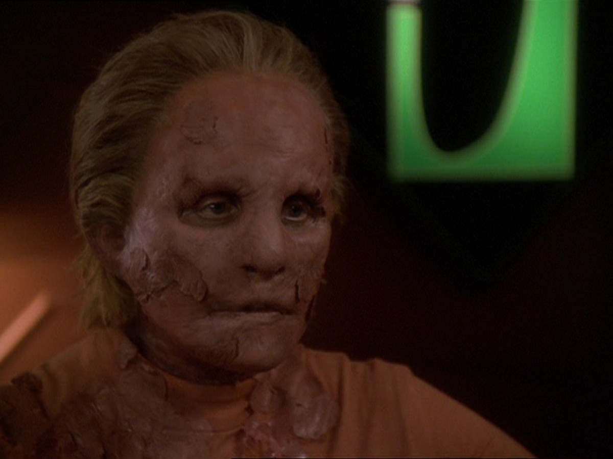 extant_StarTrek_DS9_7x22-TackingIntoTheWind_1063.jpg