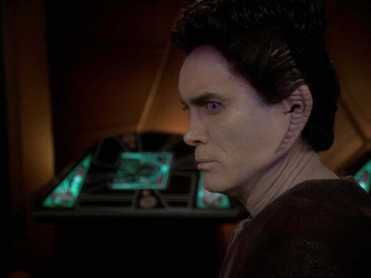 extant_StarTrek_DS9_7x22-TackingIntoTheWind_1143.jpg