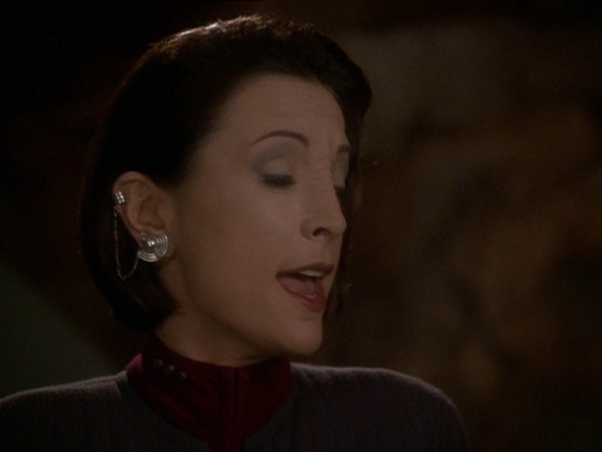 extant_StarTrek_DS9_7x22-TackingIntoTheWind_1224.jpg