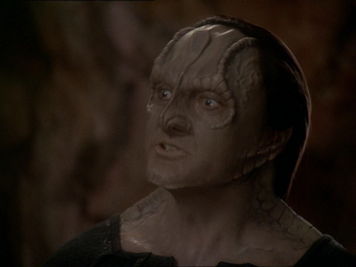 extant_StarTrek_DS9_7x22-TackingIntoTheWind_1234.jpg