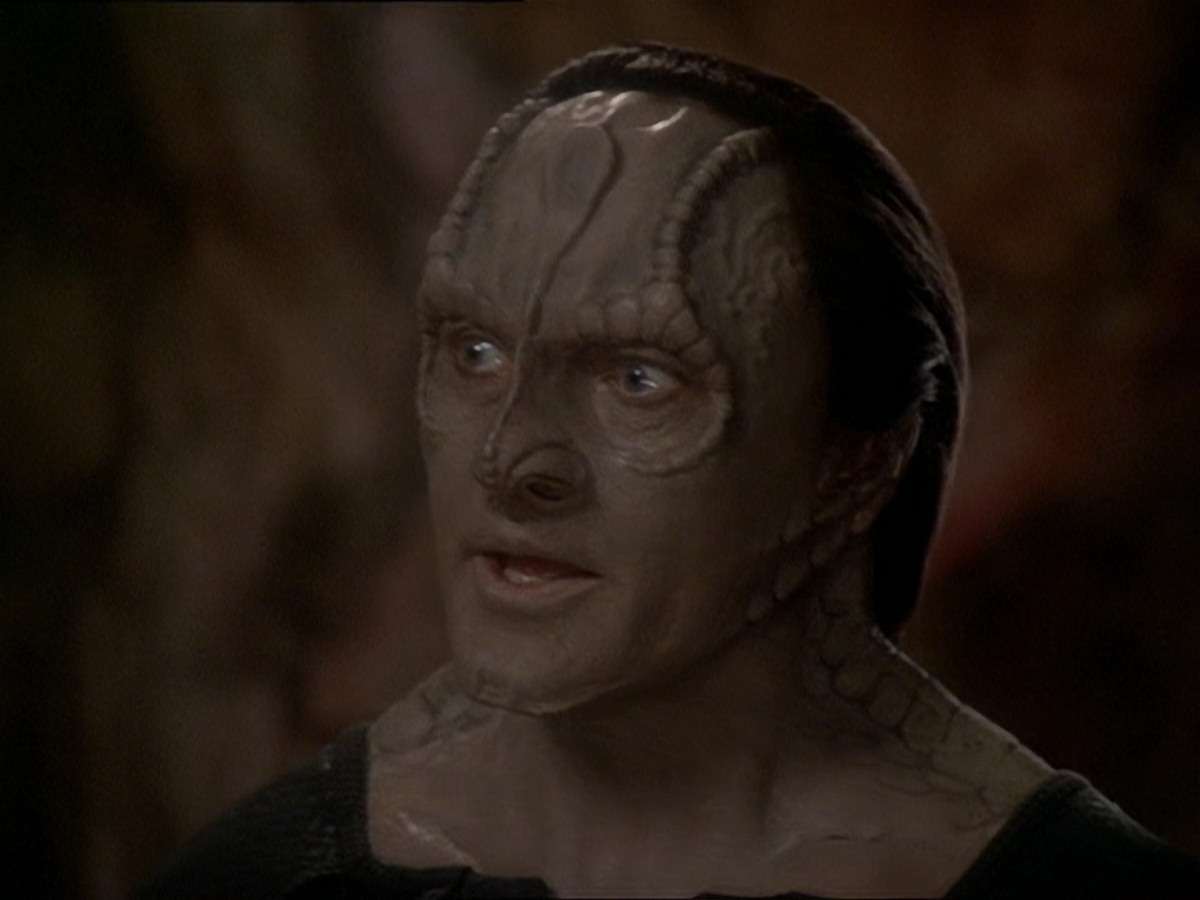 extant_StarTrek_DS9_7x22-TackingIntoTheWind_1236.jpg