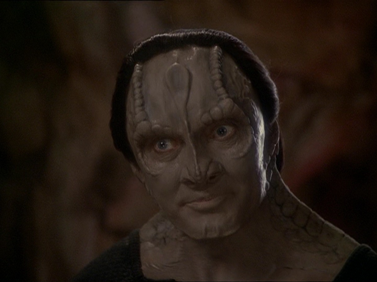 extant_StarTrek_DS9_7x22-TackingIntoTheWind_1238.jpg