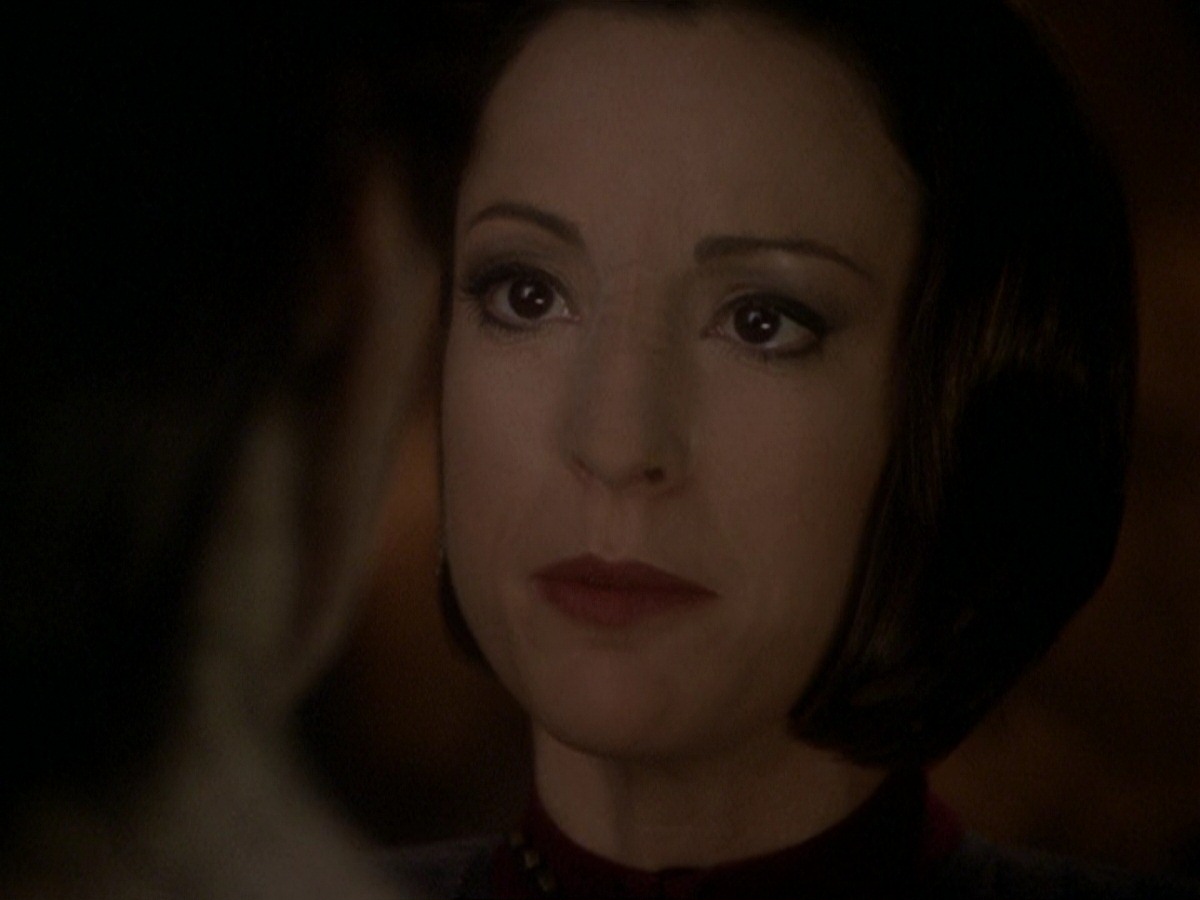 extant_StarTrek_DS9_7x22-TackingIntoTheWind_1297.jpg