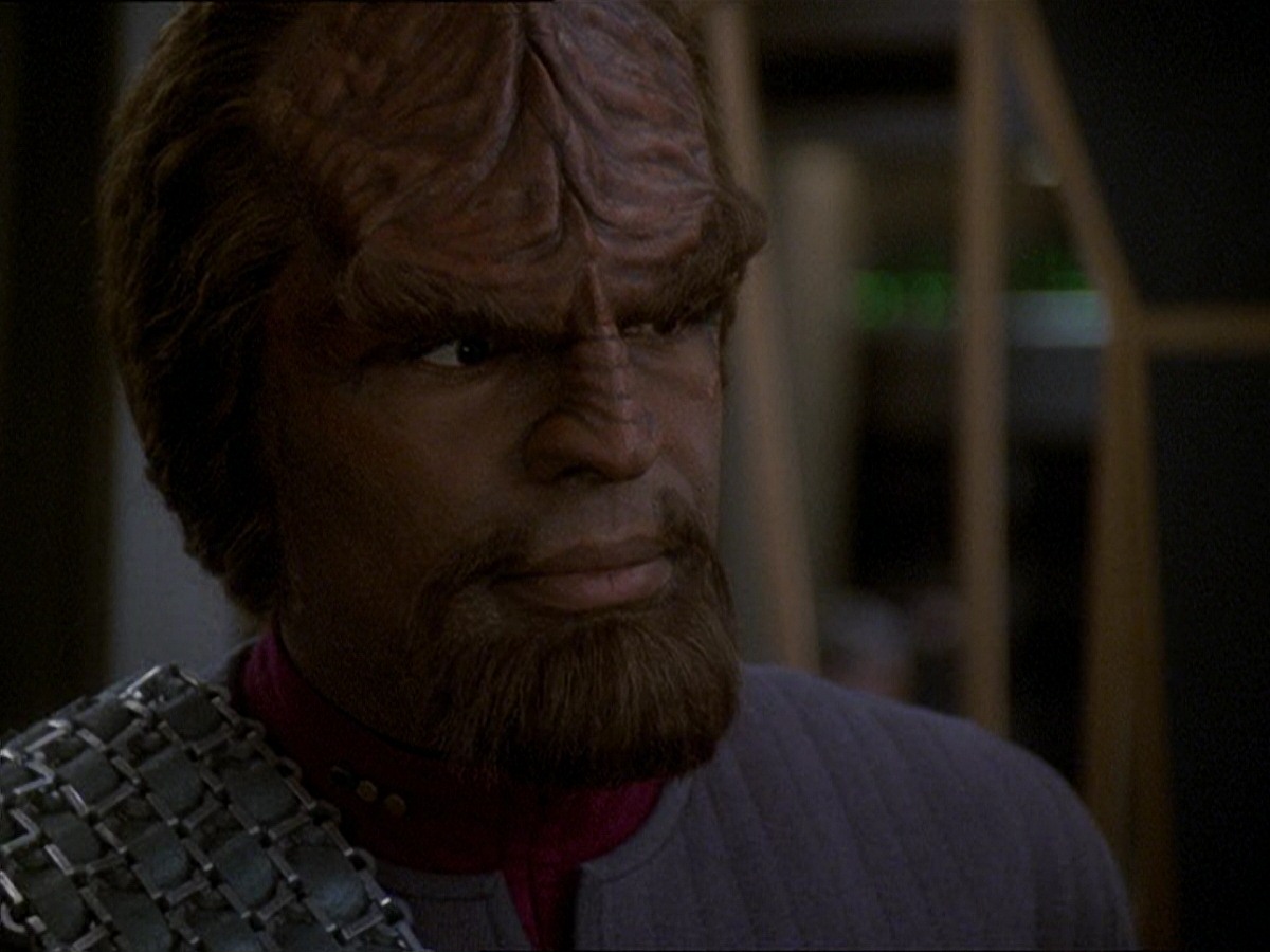 extant_StarTrek_DS9_7x22-TackingIntoTheWind_1427.jpg