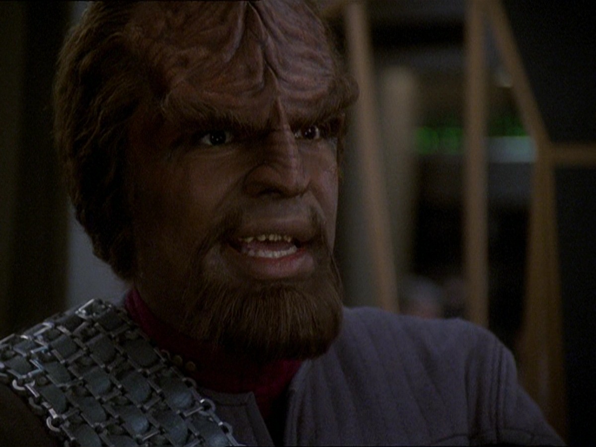 extant_StarTrek_DS9_7x22-TackingIntoTheWind_1461.jpg