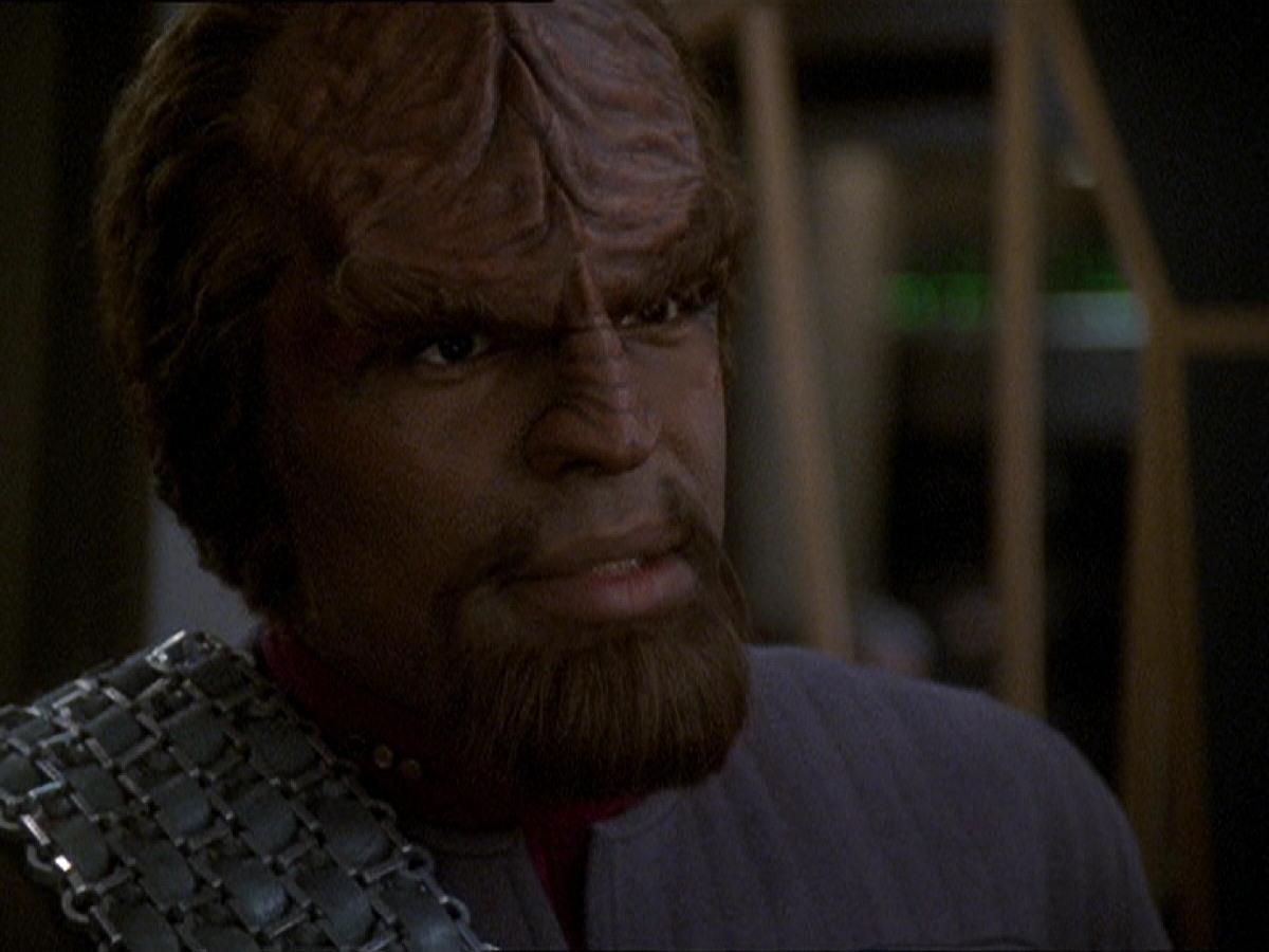 extant_StarTrek_DS9_7x22-TackingIntoTheWind_1478.jpg