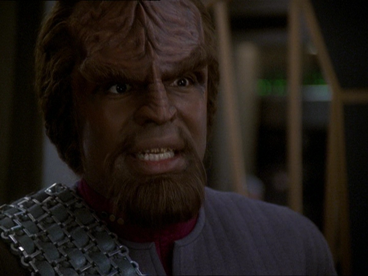 extant_StarTrek_DS9_7x22-TackingIntoTheWind_1480.jpg