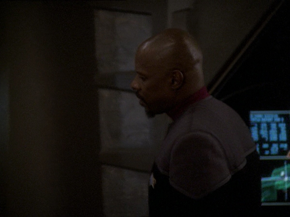 extant_StarTrek_DS9_7x22-TackingIntoTheWind_1517.jpg
