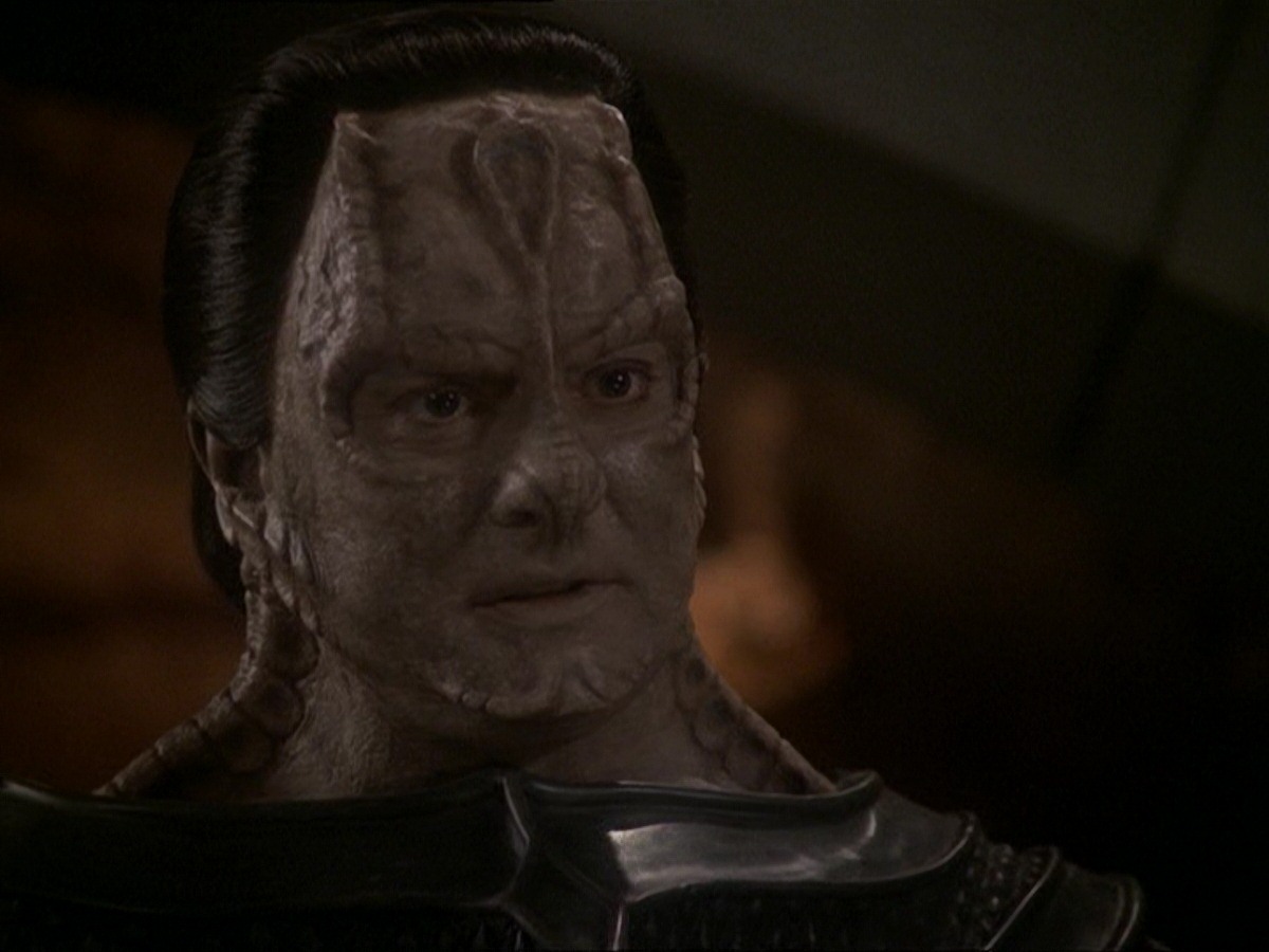 extant_StarTrek_DS9_7x22-TackingIntoTheWind_1569.jpg