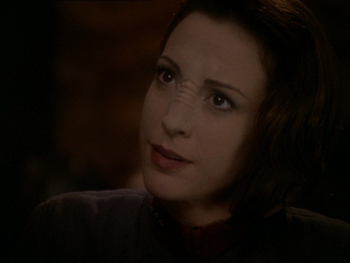 extant_StarTrek_DS9_7x22-TackingIntoTheWind_1586.jpg