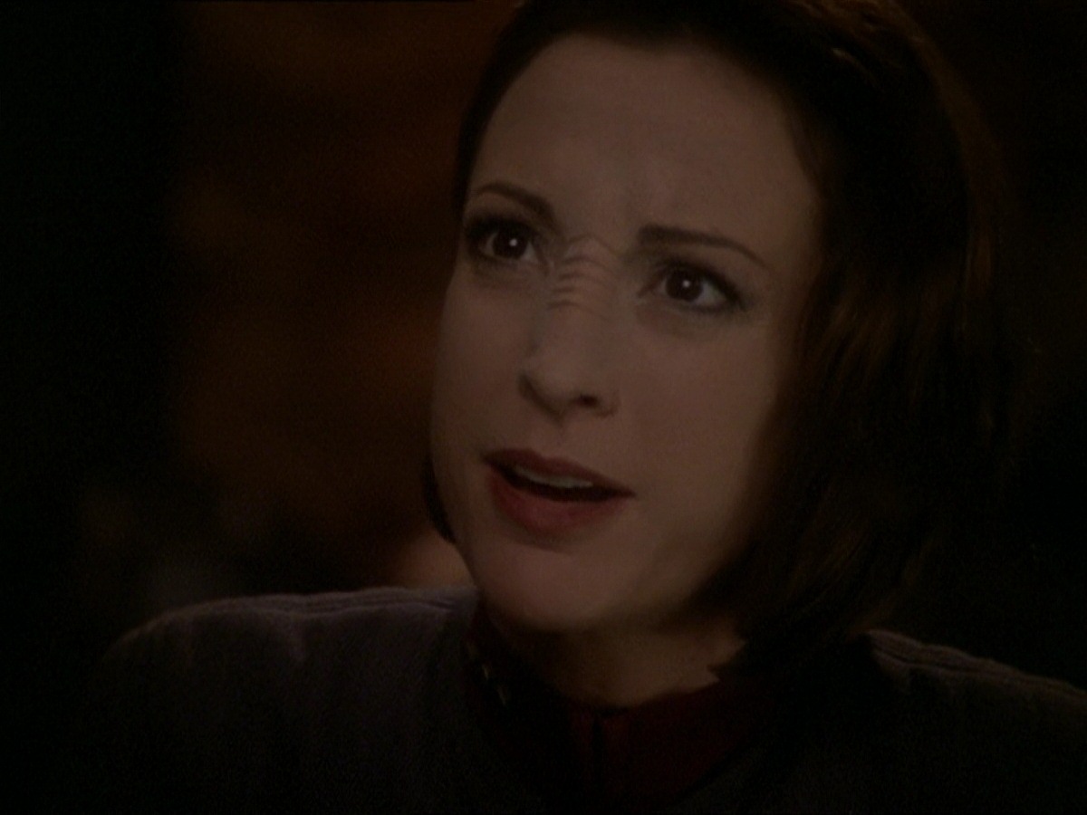 extant_StarTrek_DS9_7x22-TackingIntoTheWind_1599.jpg