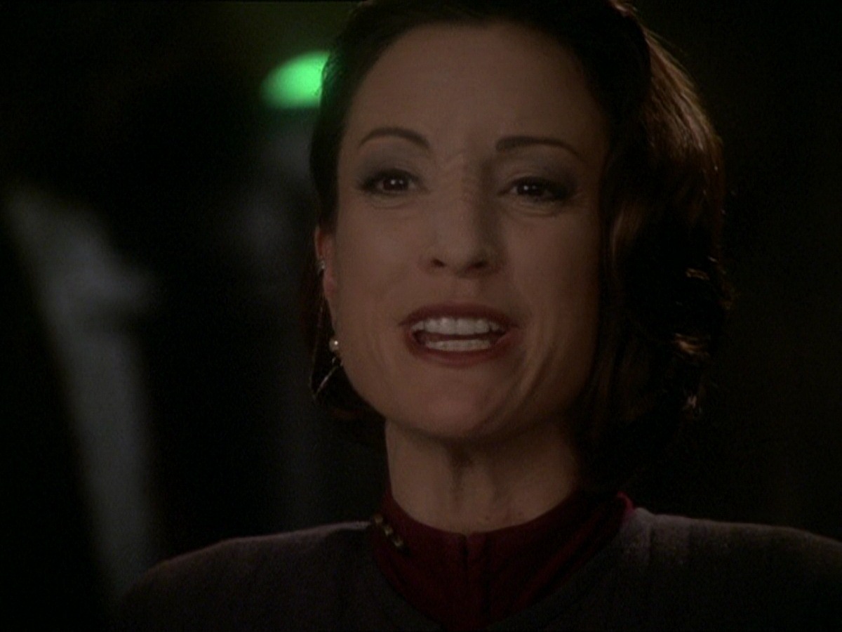 extant_StarTrek_DS9_7x22-TackingIntoTheWind_1659.jpg