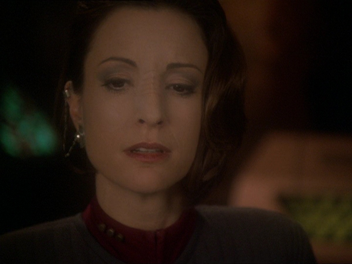 extant_StarTrek_DS9_7x22-TackingIntoTheWind_1715.jpg