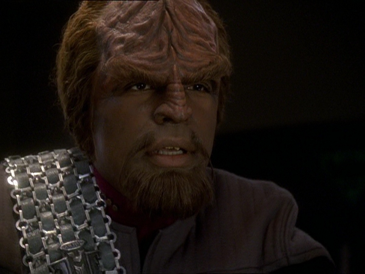 extant_StarTrek_DS9_7x22-TackingIntoTheWind_1807.jpg