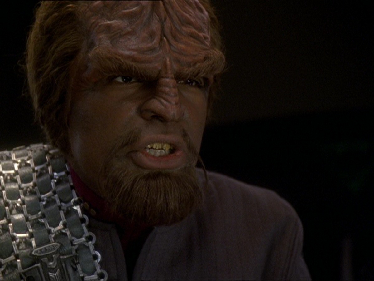 extant_StarTrek_DS9_7x22-TackingIntoTheWind_1824.jpg